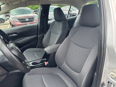 Used 2020 Toyota Corolla LE FWD image 14