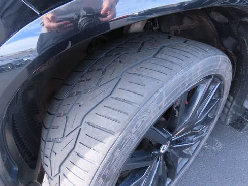 Used 2022 BMW X6 xDrive40i w/ M Sport Package image 14