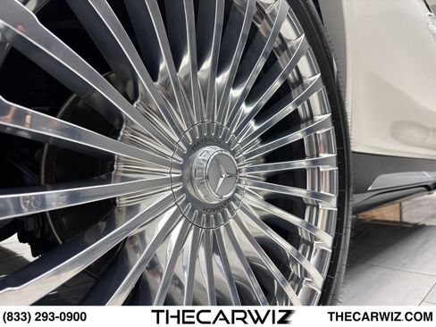 Used 2022 Mercedes-Benz Maybach GLS 600 4MATIC image 42