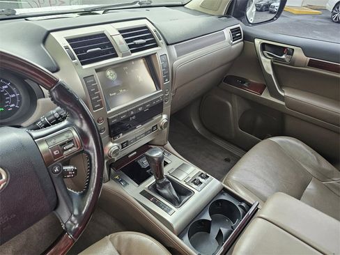 Used 2019 Lexus GX 460 Premium image 22