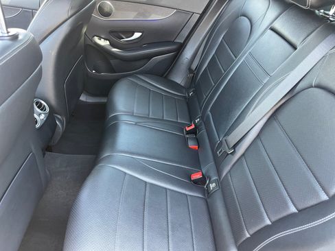 Used 2022 Mercedes-Benz GLC 300 w/ Premium Package Lite image 17