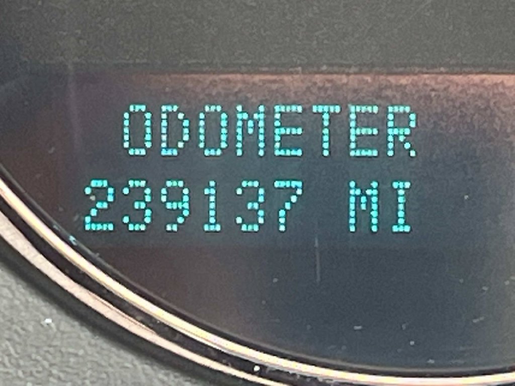 Used 2014 GMC Yukon XL SLT RWD image 38