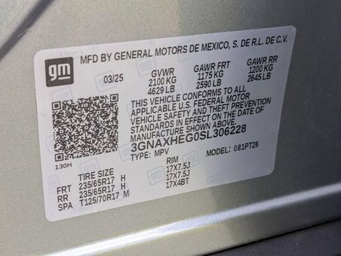 Used 2025 Chevrolet Equinox LT FWD image 34