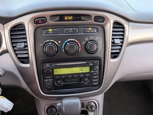 Used 2003 Toyota Highlander 2WD image 19