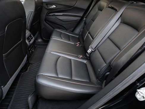Used 2018 Chevrolet Equinox Premier FWD image 39