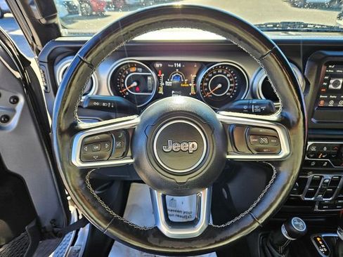 Used 2020 Jeep Wrangler Unlimited Sahara w/ Cold Weather Group image 28