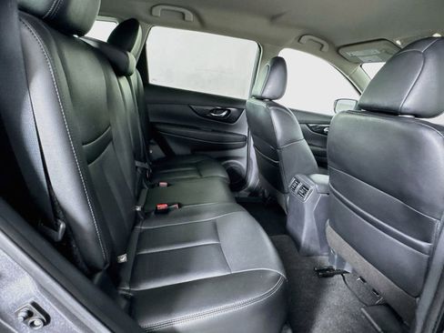 Used 2019 Nissan Rogue SL AWD/4WD image 30