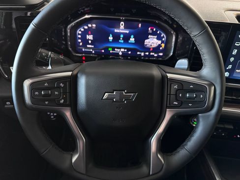 Certified 2025 Chevrolet Silverado 1500 RST AWD/4WD image 14
