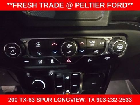 Used 2020 Jeep Wrangler Unlimited Sport image 23