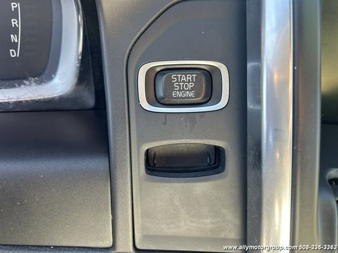 Used 2015 Volvo XC60 T6 image 20