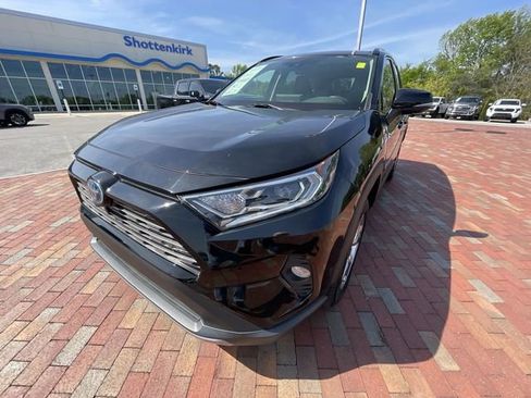 Used 2021 Toyota RAV4 Limited AWD/4WD image 27