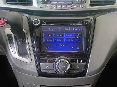 Used 2017 Honda Odyssey EX-L image 29