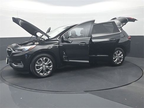 Used 2021 Buick Enclave Avenir w/ Avenir Technology Package image 38