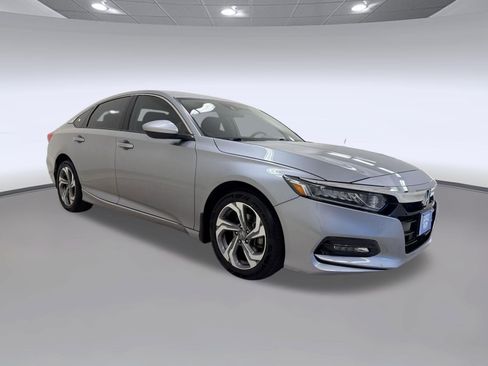 Used 2019 Honda Accord EX image 7