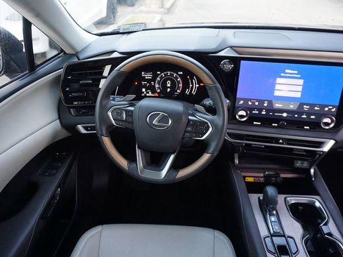 Used 2024 Lexus RX 350 Premium w/ Accessory Package (Z1) FWD image 6