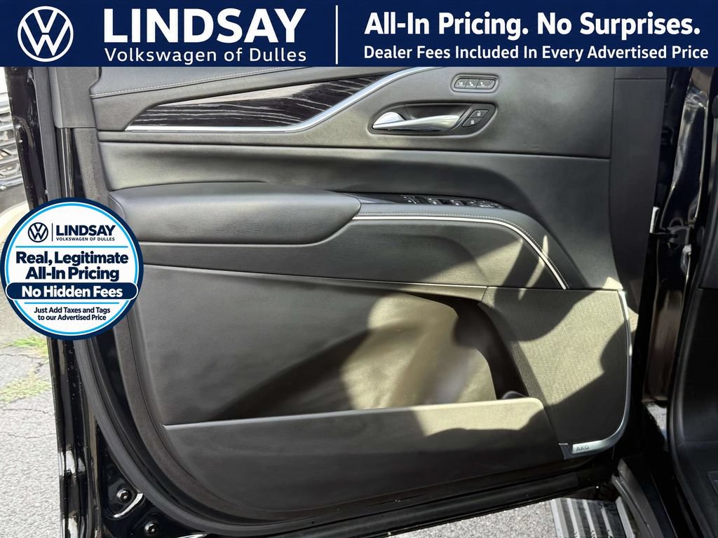 Used 2022 Cadillac Escalade ESV Sport w/ Touring Package AWD/4WD image 9