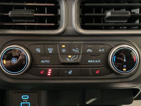 Used 2024 Ford Maverick Tremor w/ Tremor Off-Road Package AWD/4WD image 21
