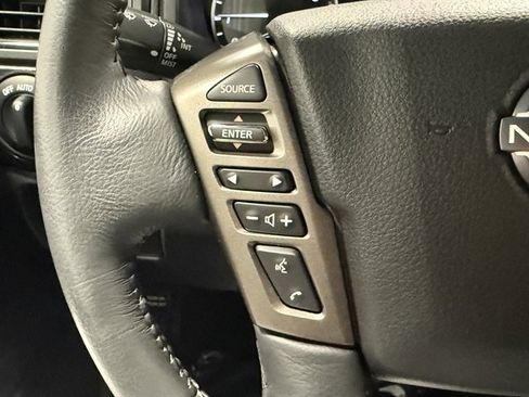 Used 2024 Nissan Titan SV w/ SV Bronze Edition Package image 33