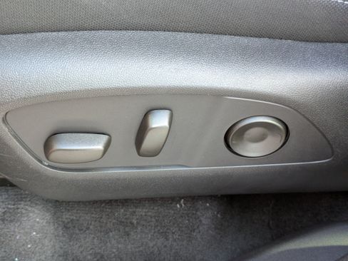 New 2026 Chevrolet Traverse LT image 14