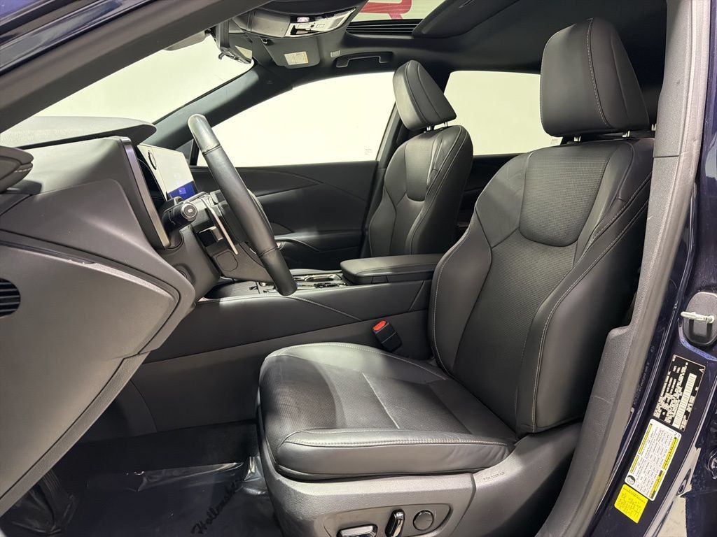 Used 2023 Lexus RX 350 Premium Plus w/ Accessory Package (Z1) FWD image 8