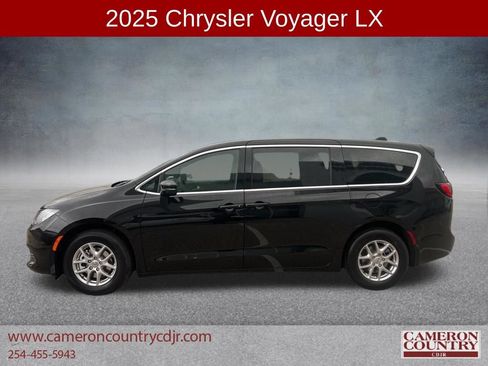 New 2025 Chrysler Voyager LX FWD image 6