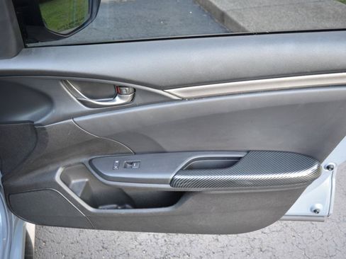 Used 2019 Honda Civic Sport image 16
