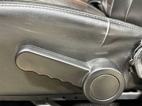 Used 2013 Jeep Wrangler Unlimited Sahara w/ Dual Top Group image 19