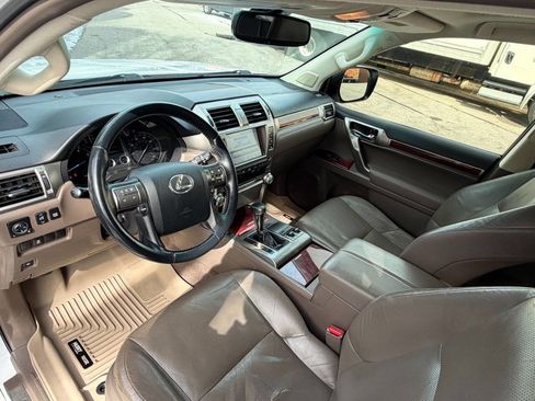 Used 2012 Lexus GX 460 Base AWD 4dr SUV image 23