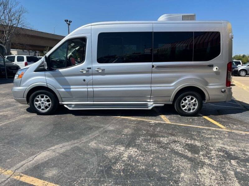 Used 2016 Ford Transit 250 148 Medium Roof RWD image 5
