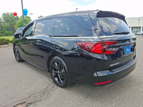 Used 2024 Honda Odyssey Sport image 4