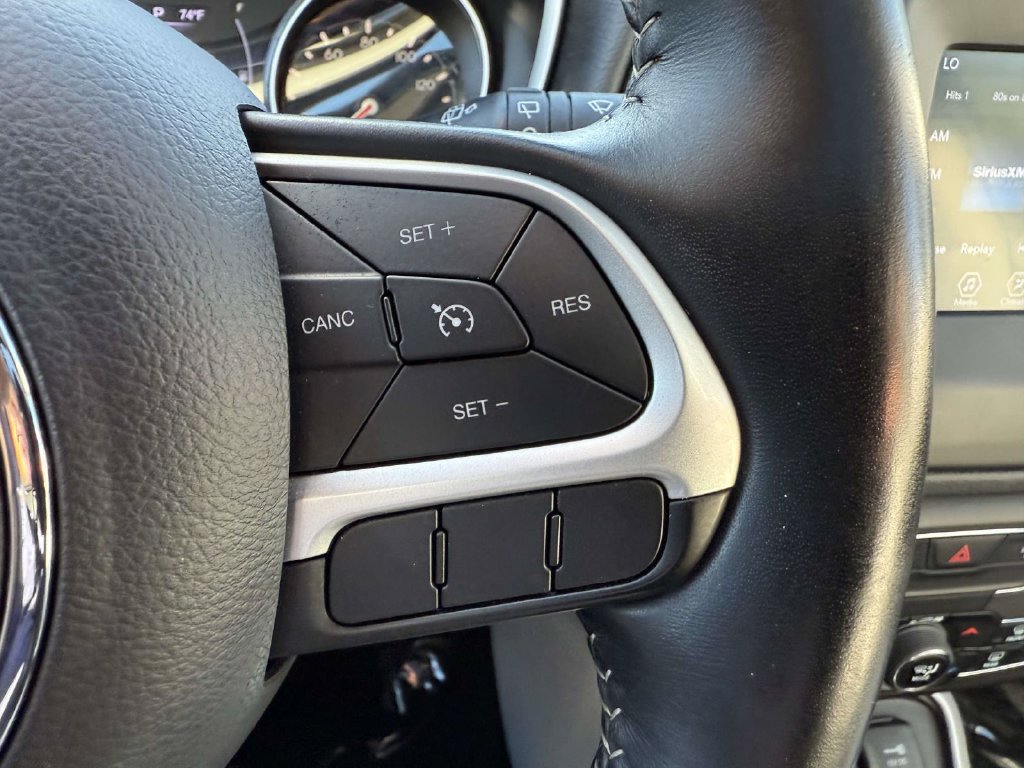 Used 2019 Jeep Compass Latitude FWD image 23