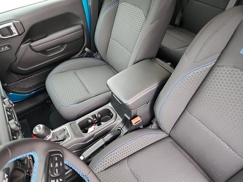 Used 2024 Jeep Wrangler Unlimited Rubicon 4xe w/ Convenience Group image 26