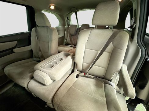 Used 2016 Honda Odyssey SE image 22