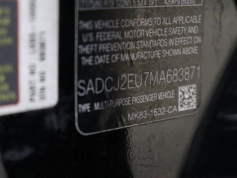 Used 2021 Jaguar F-PACE S image 31