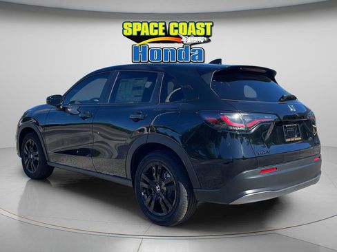 New 2026 Honda HR-V Sport image 7