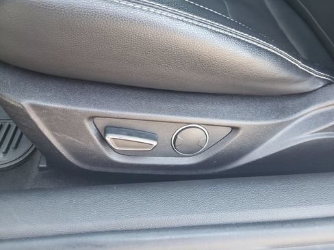 Used 2017 Ford Mustang Premium RWD image 11