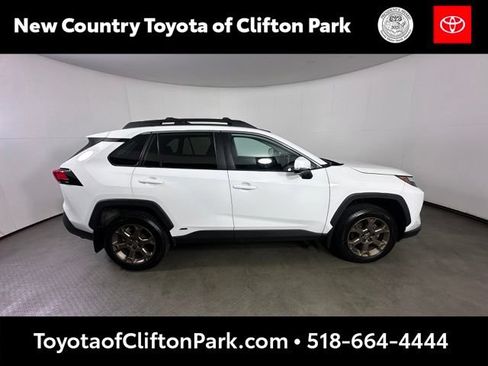 Used 2023 Toyota RAV4 AWD Hybrid image 2