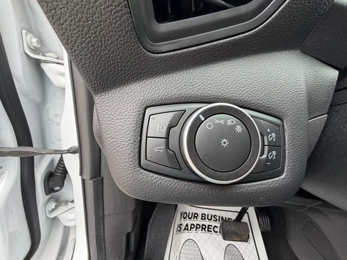 Used 2017 Ford Escape SE w/ Equipment Group 201A AWD/4WD image 22