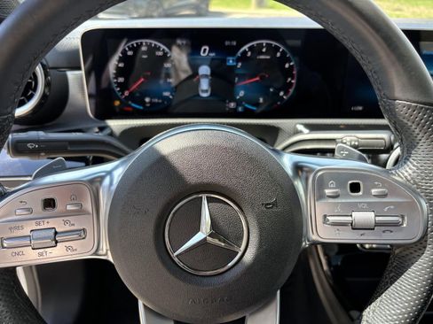 Used 2020 Mercedes-Benz CLA 250 4MATIC image 16