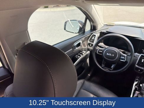 Used 2023 Kia Sorento SX AWD/4WD image 19