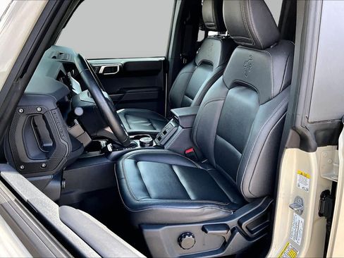 Used 2025 Ford Bronco Badlands AWD/4WD image 10