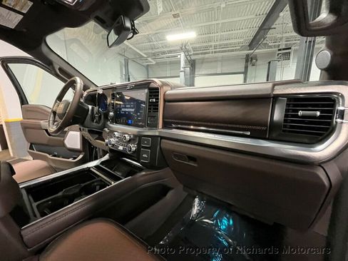 Used 2026 Ford F450 King Ranch w/ FX4 Off-Road Package image 32