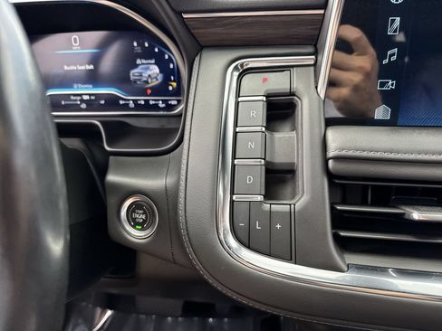 Used 2022 Chevrolet Tahoe LT w/ LT Signature Package RWD image 54