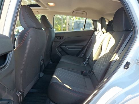 Used 2024 Subaru Impreza 2.0i Sport image 11