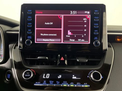 Used 2019 Toyota Corolla Hatchback image 20