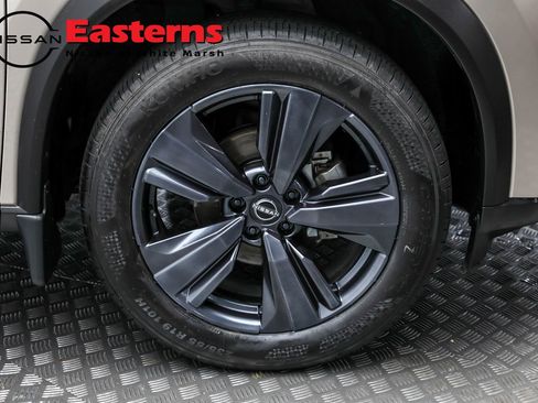 Used 2022 Nissan Rogue SL image 33