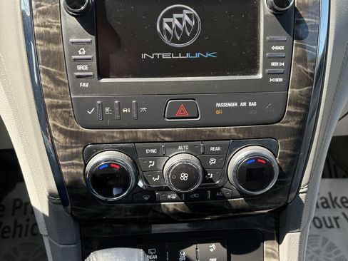 Used 2013 Buick Enclave Convenience FWD image 33