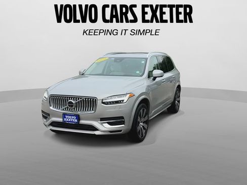 Certified 2025 Volvo XC90 T8 Ultra w/ Protection Package Premier AWD/4WD image 4
