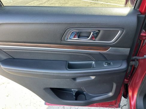 Used 2018 Ford Explorer Limited w/ Equipment Group 301A image 42