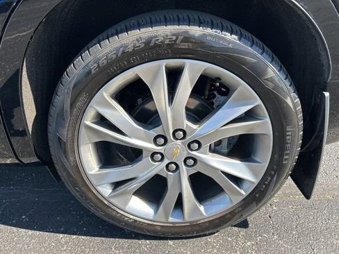 Used 2019 Chevrolet Blazer Premier w/ Sun and Wheels Package AWD/4WD image 19